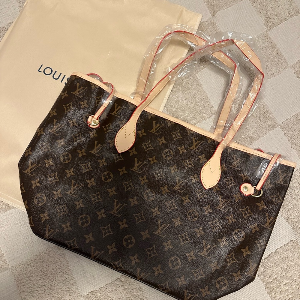 Tote Bag L*V